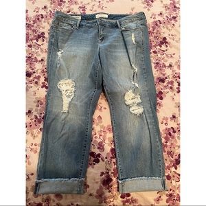 Boyfriend ripped jean with lace